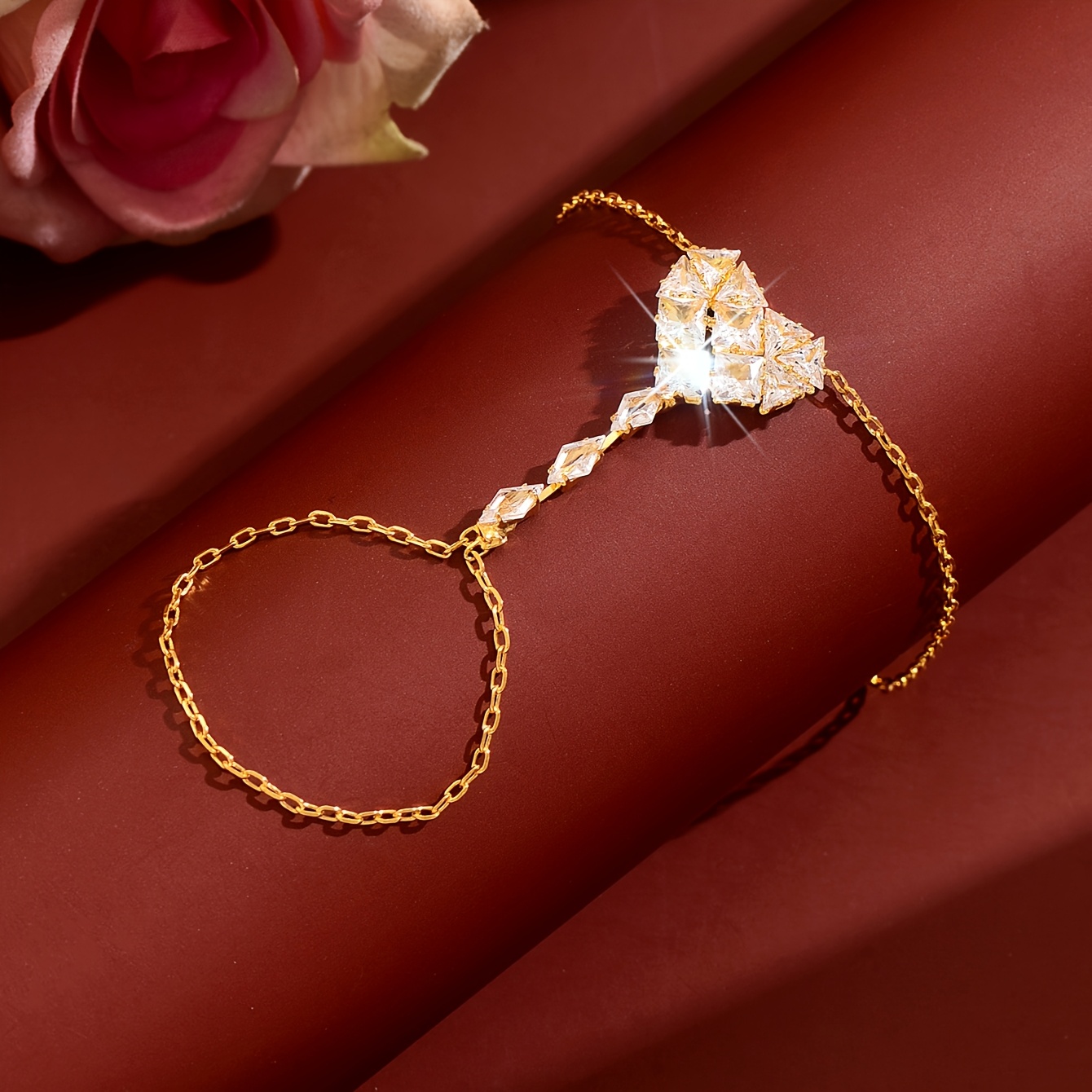 Luxurious Heart-shaped Mitten Bracelet for Women